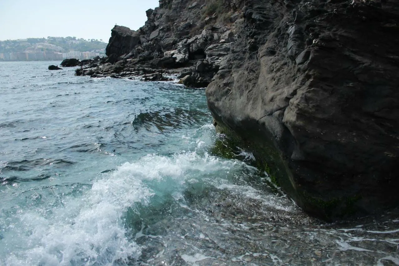 Los Pinos Mar Y Montana Almuñécar